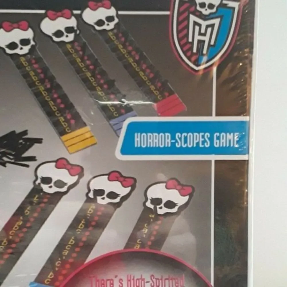 New Mattel Monster High Horror Scopes Game‎ Hallowe